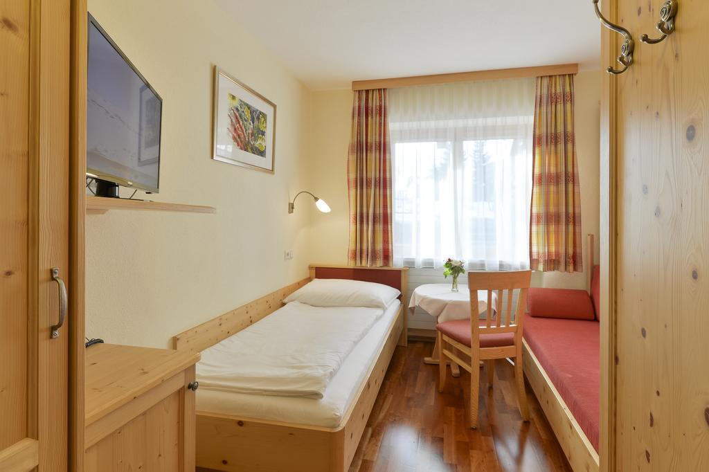Haus Wallis Hotel Lech Kamer foto